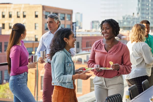 Eventos e networking: facilitando conexões e flexibilidade